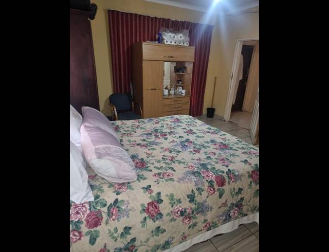 4 BEDROOM HOUSE FOR SALE IN LORENTZVILLE